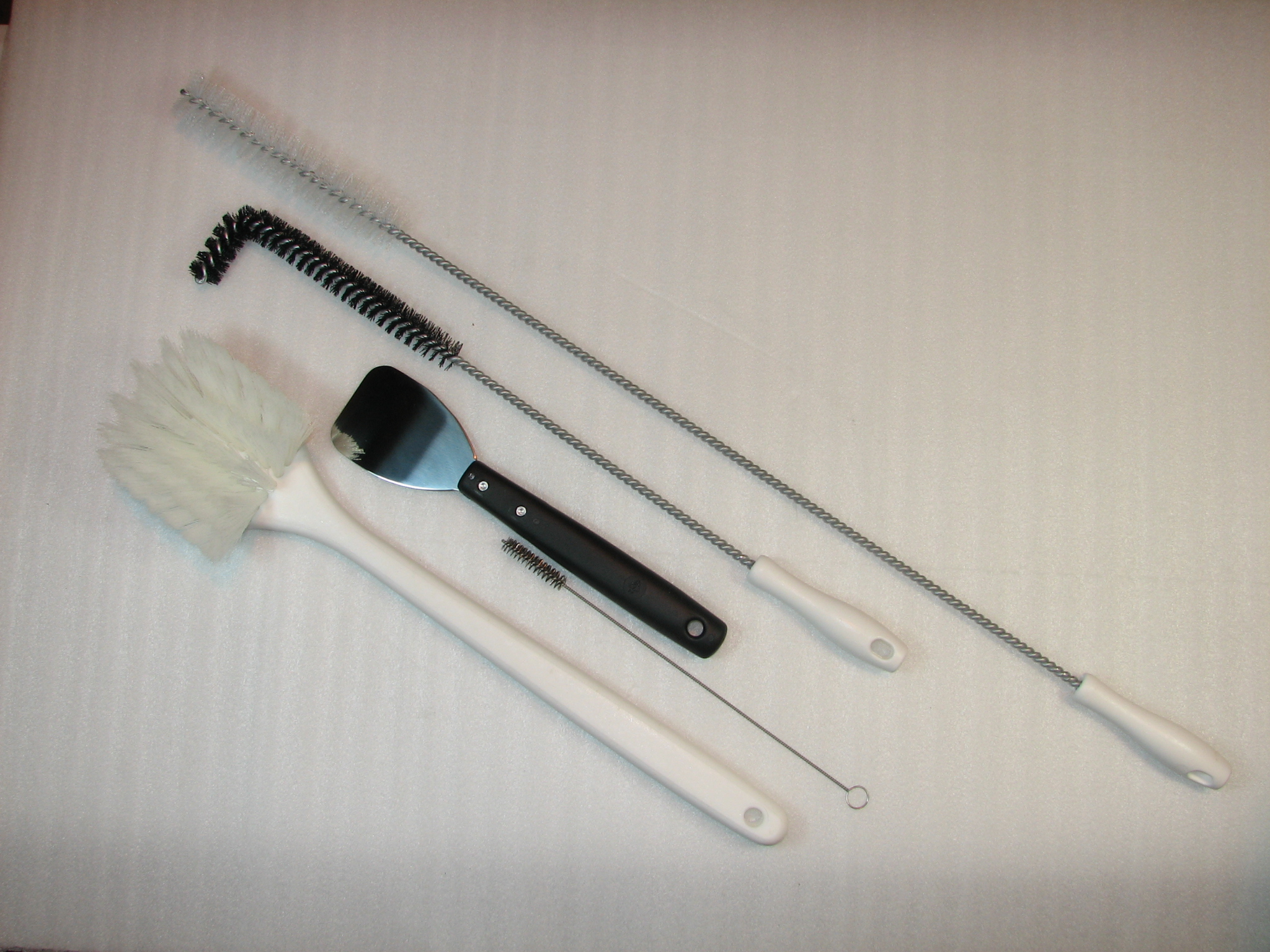 Universal Brush Kit with Pot Scraper, 03736